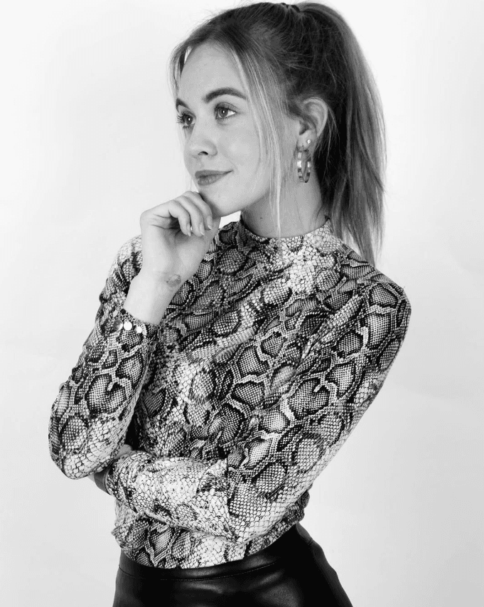 Marina Vogel — Sängerin & Performerin
